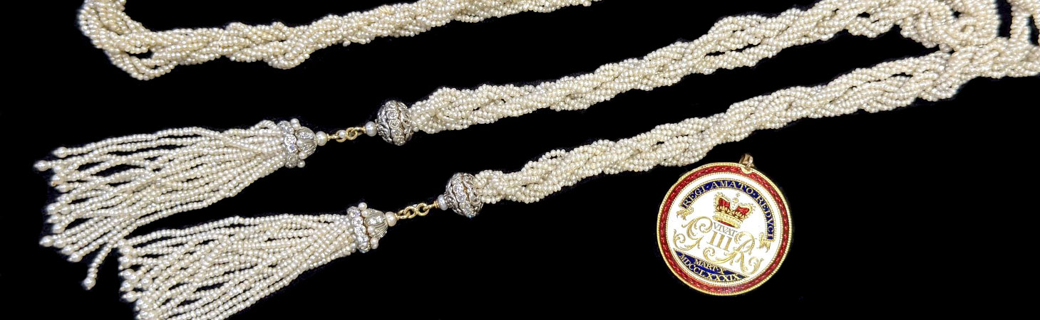 Explore our summer Jewellery, Watches & Accessories auction