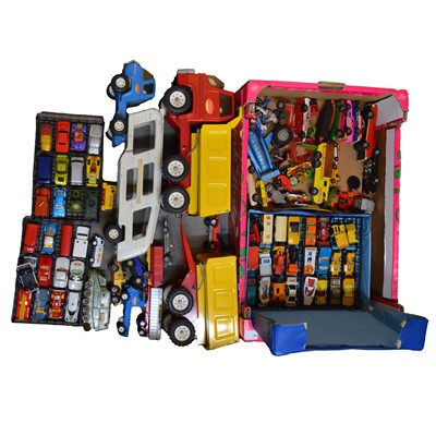 Lot 79 - A tray of loose ide-cast model vehicles, including Tonka, Matchbox, Dinky