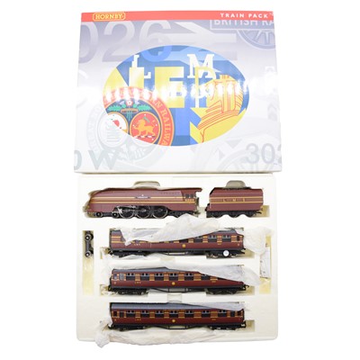 Lot 405 - Hornby OO gauge train pack 'The Coronation Scot'