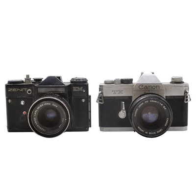 Lot 122 - Two cameras