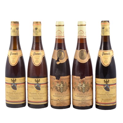 Lot 177 - Three bottles of Austrian Weiss wine and two bottles of Riesling