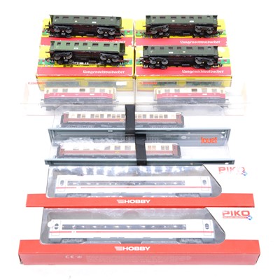 Lot 500 - Piko, Fleischmann, and Jouef HO gauge coaches, boxed