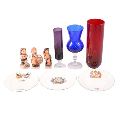 Lot 130 - Quantity of decorative ceramics and glass
