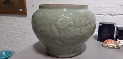 Lot 9 - A large possible Longquan celadon glaze jardiniere