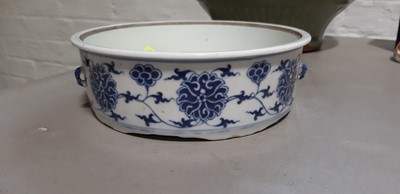 Lot 12 - Antique Chinese blue and white porcelain dish, Qianlong style