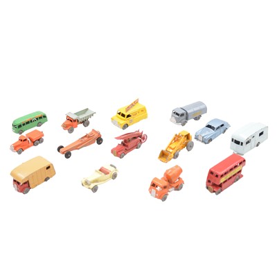 Lot 100 - Fourteen loose Lesney Matchbox die-cast models