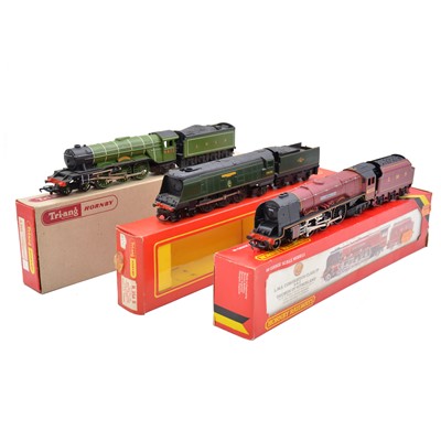 Lot 462 - Three Triang and Hornby OO gauge locomotives, boxed