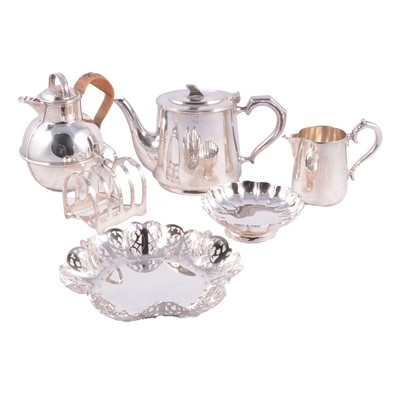 Lot 197 - Quantity of silver plated wares