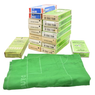Lot 306A - Fifteen Subbuteo table football teams, boxed, with interchangeable goalkeepers and fence