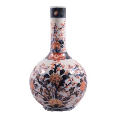 Lot 45 - Imari bottle vase