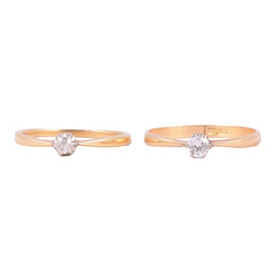 Lot 78 - Two diamond solitaire rings.