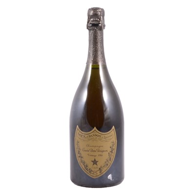 Lot 350 - Moët & Chandon, Cuvée Dom Perignon, 1988 vintage Champagne