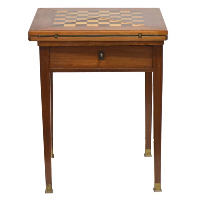 Lot 314 - Envelope top games table