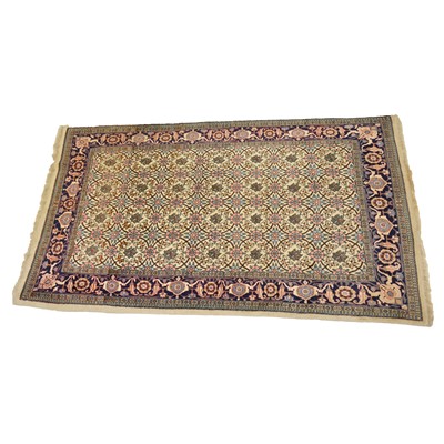 Lot 538 - Iranian rug
