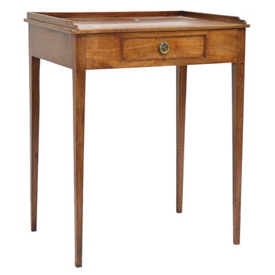 Lot 423 - George IV mahogany washstand, of small size