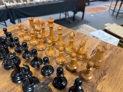 Lot 101 - Jaques of London, Staunton chess men