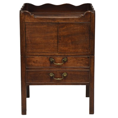 Lot 334 - George III mahogany night table