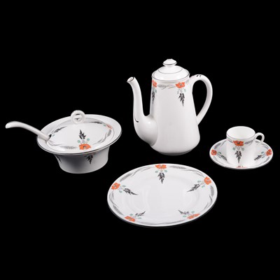 Lot 105 - Large Shelley coffee and dinner service