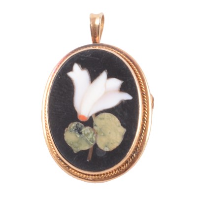 Lot 188 - A pietra dura floral brooch pendant.