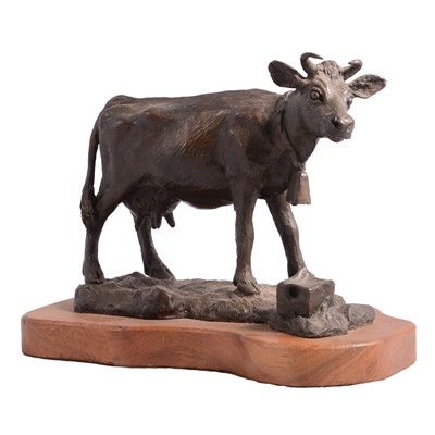Lot 114 - Lowell Davis, bronze anaimalia of a cow