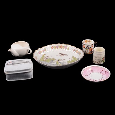 Lot 98 - A collection of assorted decorative ceramics