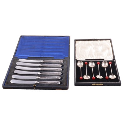 Lot 241 - Set of six silver coffee spoons and a set of six silver handled knives