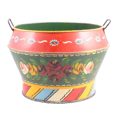 Lot 475 - Bargeware style painted bowl