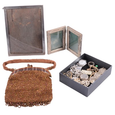 Lot 209 - Assorted silver, coins, and costume jewellery
