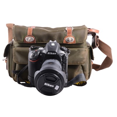 Lot 146 - Nikon D810 DSLR with 16-35mm Lens