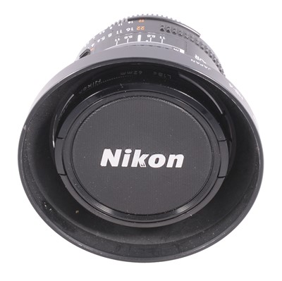 Lot 154 - Nikon af nikkor 20mm f 2.8 lens
