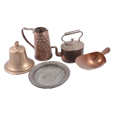 Lot 120 - A large collection of metalware