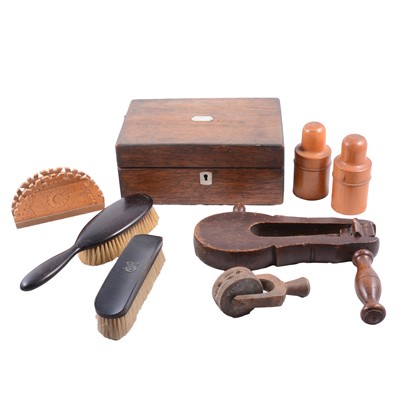 Lot 112 - Collection of wooden boxes and other wooden items