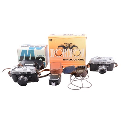 Lot 148 - Horizon binoculars, 2 x Rank Mamiya 35mm Cameras, a light meter and a flash gun