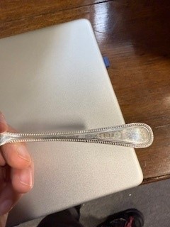 Lot 137 - Canteen of bead edge cutlery, twelve place setting