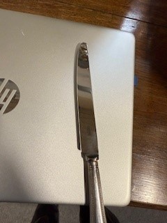 Lot 137 - Canteen of bead edge cutlery, twelve place setting