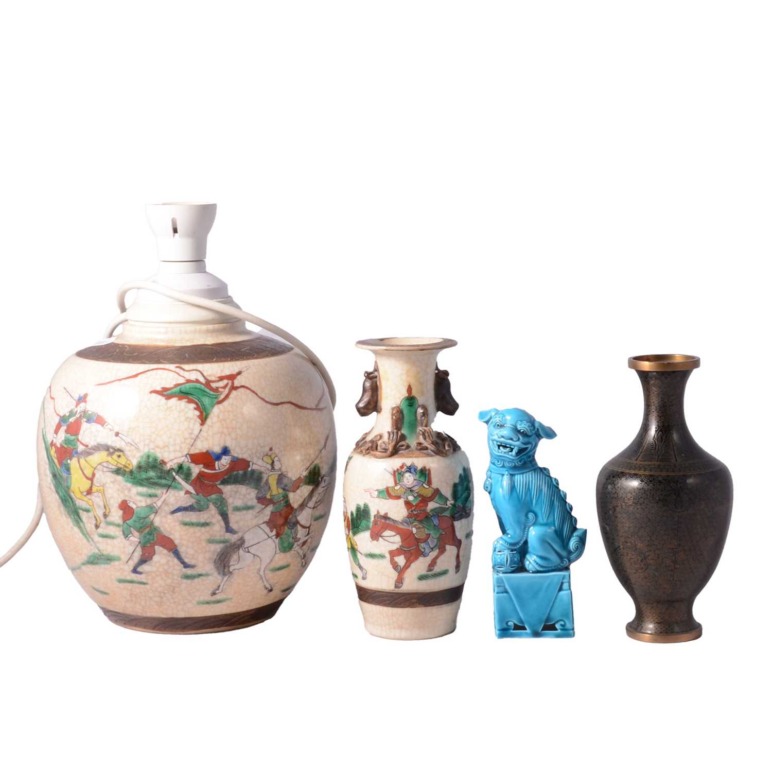 Lot 50 - Assorted Chinese decorative wares