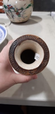 Lot 50 - Assorted Chinese decorative wares