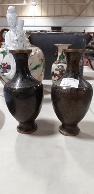 Lot 50 - Assorted Chinese decorative wares