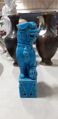 Lot 50 - Assorted Chinese decorative wares