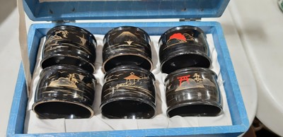 Lot 50 - Assorted Chinese decorative wares