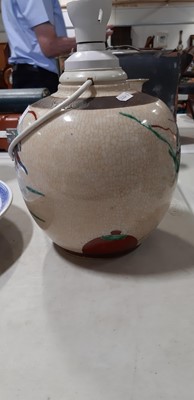 Lot 50 - Assorted Chinese decorative wares