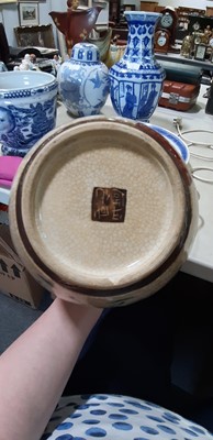 Lot 50 - Assorted Chinese decorative wares