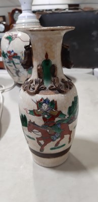 Lot 50 - Assorted Chinese decorative wares