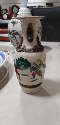 Lot 50 - Assorted Chinese decorative wares
