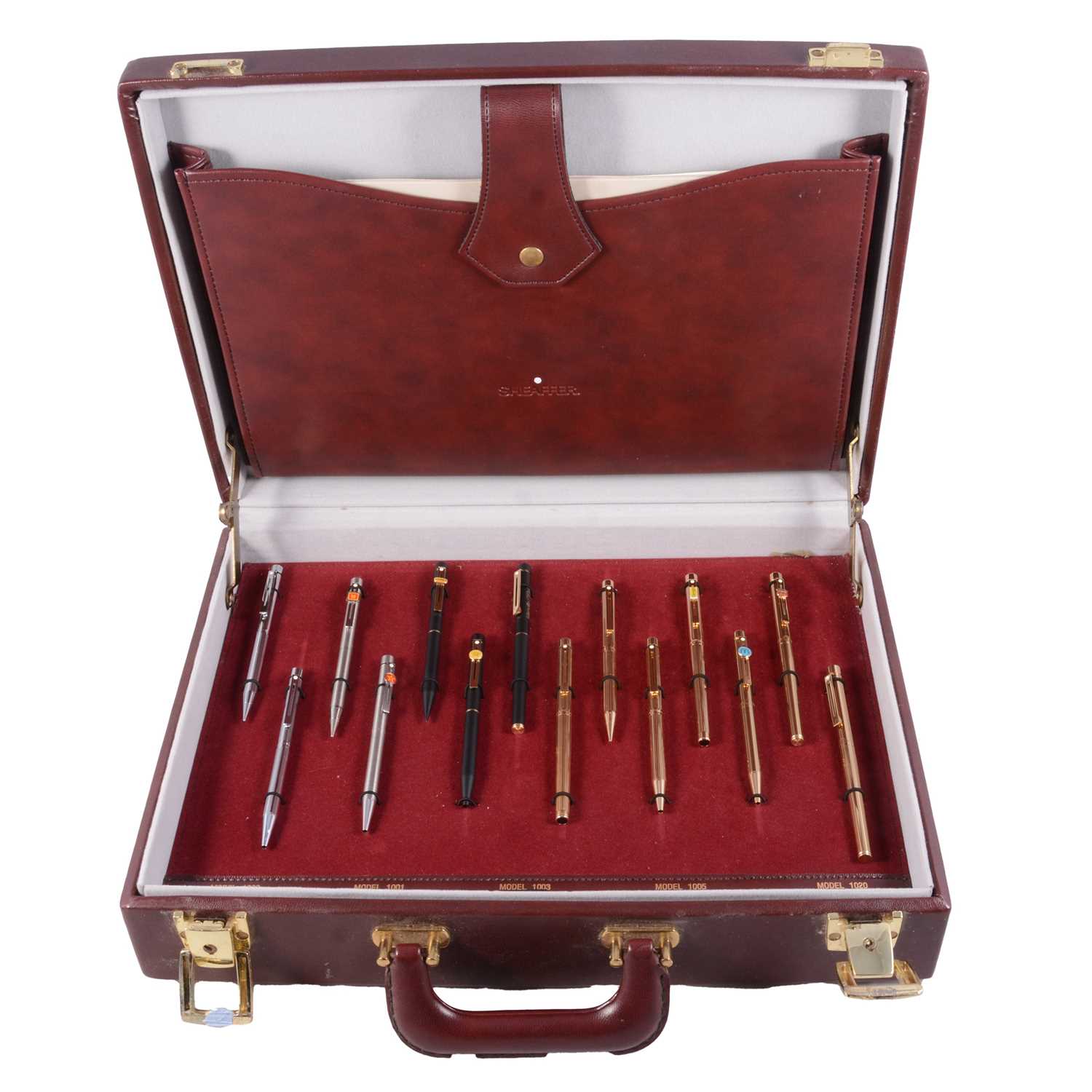 Lot 108 - Sheaffer salesman's briefcase with samples