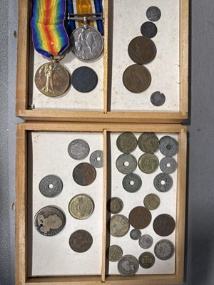 Lot 205 - Collection of coins