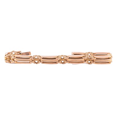 Lot 224 - A yellow metal bracelet.
