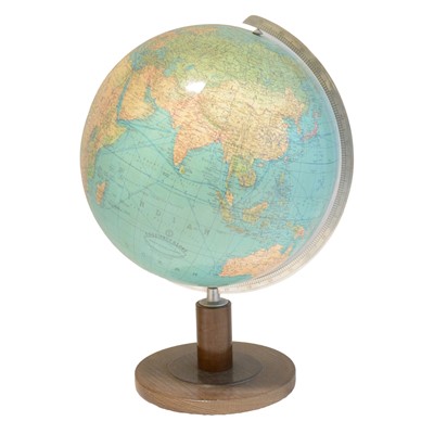 Lot 104 - W Kaden Columbus Globe