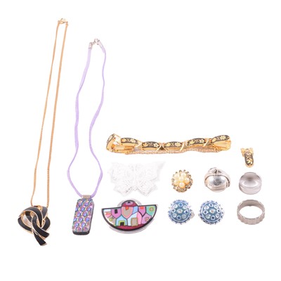 Lot 496 - A collection of white metal and costume jewellery.