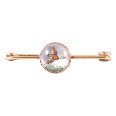 Lot 376 - An Essex Crystal duck bar brooch or stock pin.